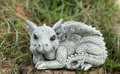 Frostfeste steinfigur drache - steinfigur,