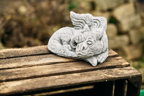 Frostfeste steinfigur drache - frostfeste,
