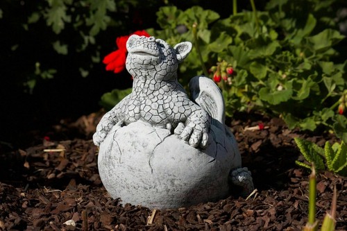Frostfeste steinfigur drache - frostfeste,